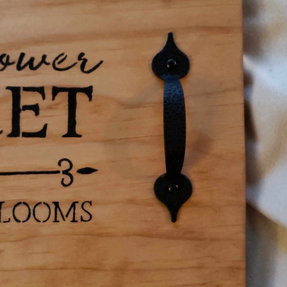 Handcrafted farmhouse style table tray - Picture 6 of 8